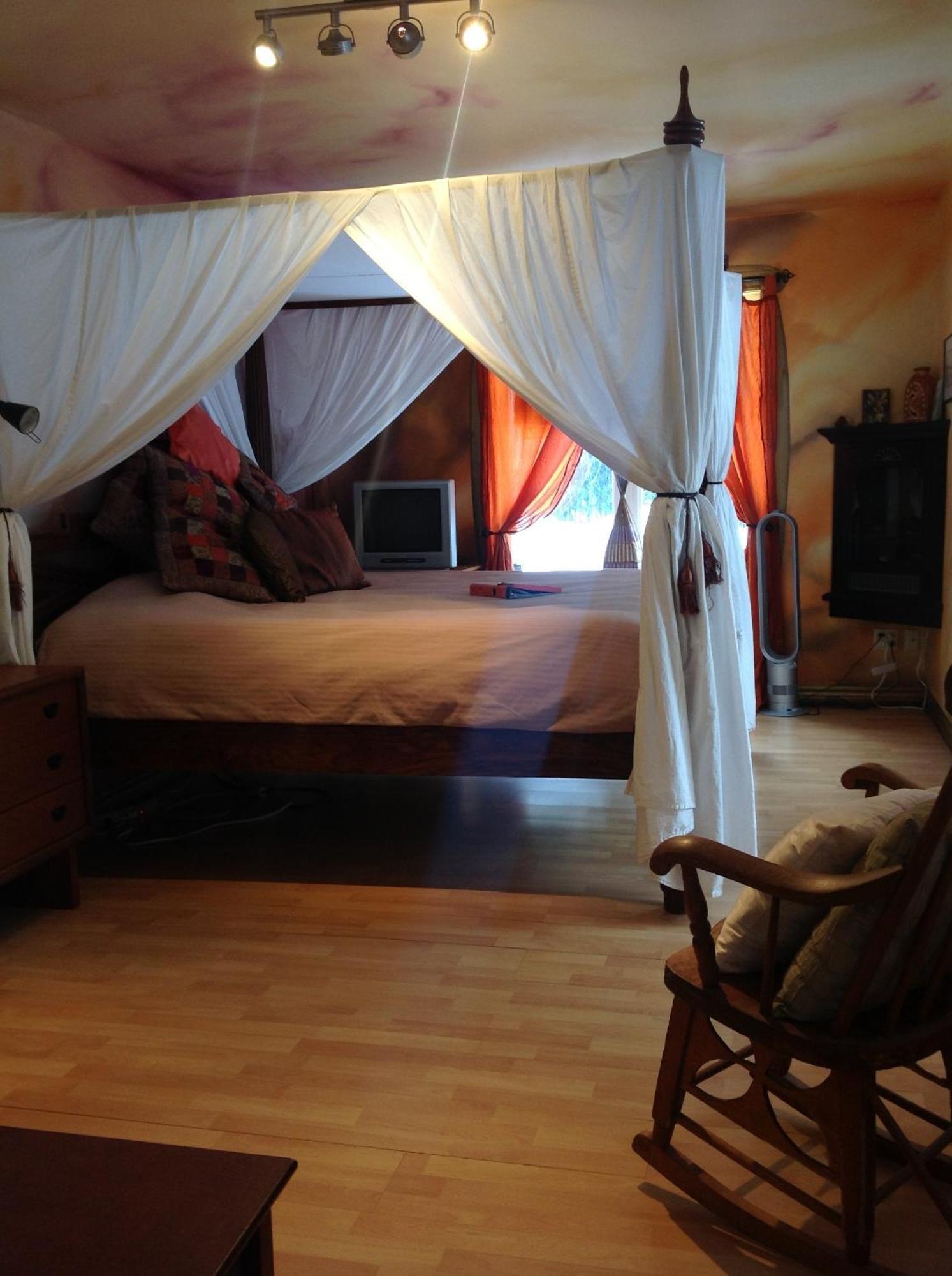 מונט טרמבלאנט Gite Crystal Inn מראה חיצוני תמונה